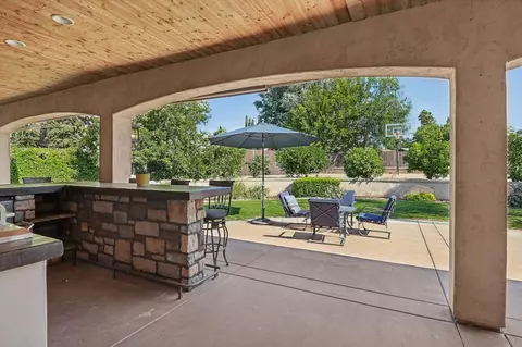 Exterior - 16112 Arena Dr, Ramona, CA 92065 photo 6 of 23