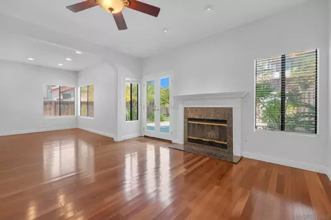 3007 Glenbrook St, Carlsbad, CA 92010 photo 11