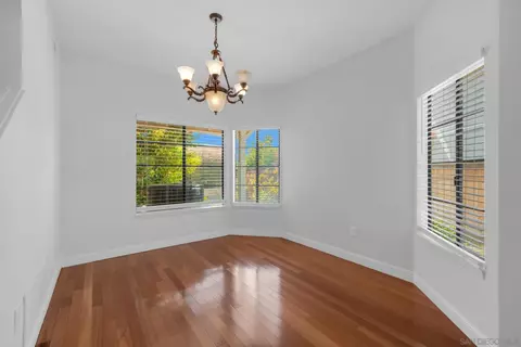 3007 Glenbrook St, Carlsbad, CA 92010 photo 5