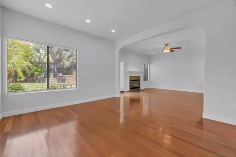 3007 Glenbrook St, Carlsbad, CA 92010 photo 8
