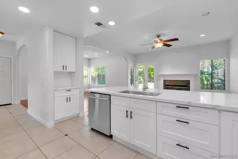 3007 Glenbrook St, Carlsbad, CA 92010 photo 17
