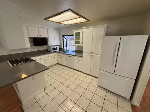 821 Douglas Ave, San Marcos, CA 92069 photo 8