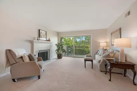 17461 Plaza Abierto #22, San Diego, CA 92128