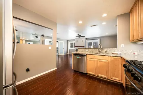 Kitchen - 9276 Ruffin Rd, Santee, CA 92071 photo 3 of 3