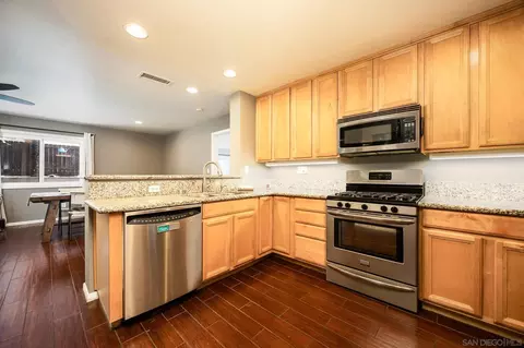 Kitchen - 9276 Ruffin Rd, Santee, CA 92071 photo 2 of 3