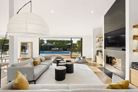 6510 Avenida Manana, La Jolla, CA 92037