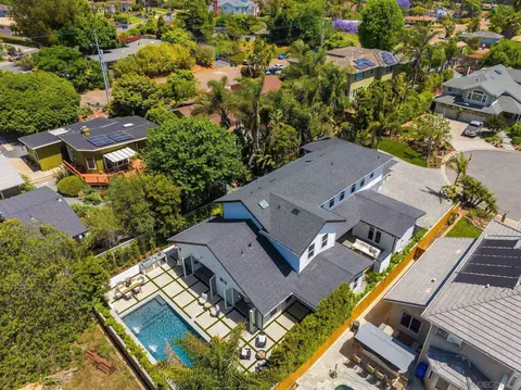 1384 Cynthia Ln, Carlsbad, CA 92008