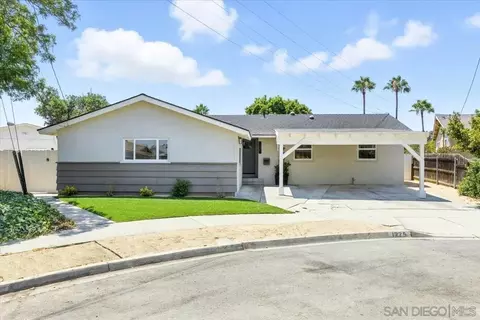 1225 Gilford Ct, Spring Valley, CA 91977