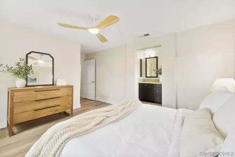 Bedroom - 1676 Shorebreak Way, Encinitas, CA 92024 photo 3 of 4