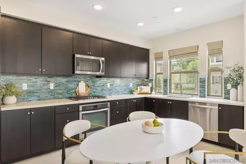 Kitchen - 1676 Shorebreak Way, Encinitas, CA 92024 photo 1 of 4