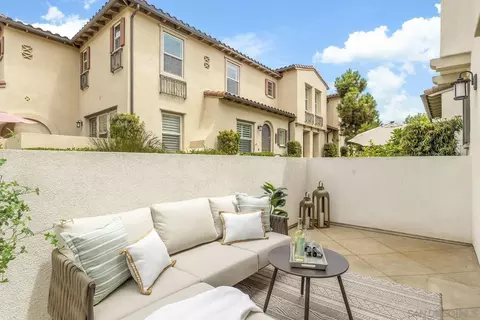 Exterior - 1676 Shorebreak Way, Encinitas, CA 92024 photo 4 of 10