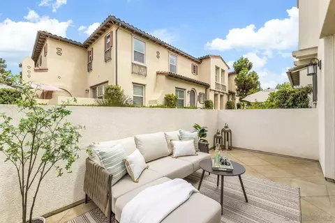 Exterior - 1676 Shorebreak Way, Encinitas, CA 92024 photo 3 of 10