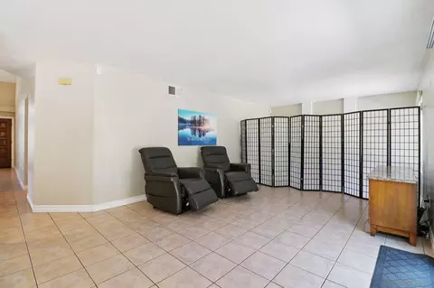 Living - 12988 Triumph Dr, Poway, CA 92064 photo 4 of 6