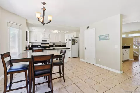 Dining - 12988 Triumph Dr, Poway, CA 92064 photo 3 of 4