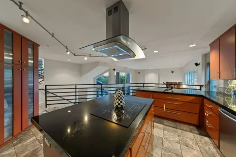 Kitchen - 10164 Vivera Dr, La Mesa, CA 91941 photo 3 of 7