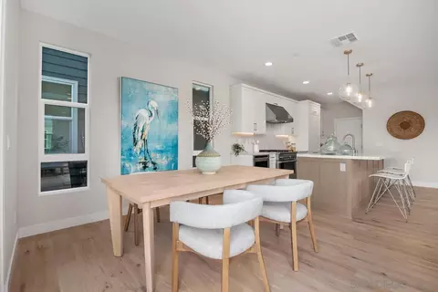 Dining - 559 N Vulcan Ave, Encinitas, CA 92024 photo 1 of 2