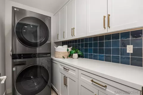 Other - 559 N Vulcan Ave, Encinitas, CA 92024 photo 4 of 9