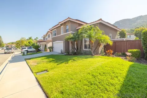 Exterior - 3514 Lake Park Ave, Fallbrook, CA 92028 photo 2 of 6