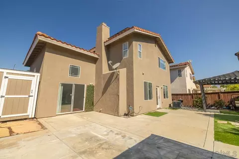 Exterior - 3514 Lake Park Ave, Fallbrook, CA 92028 photo 3 of 6