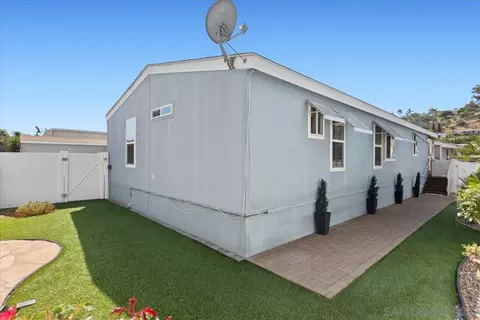 809 Discovery St #5, San Marcos, CA 92078 photo 37