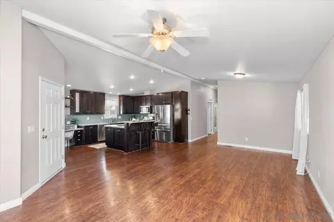 809 Discovery St #5, San Marcos, CA 92078 photo 16
