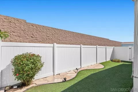 809 Discovery St #5, San Marcos, CA 92078 photo 39