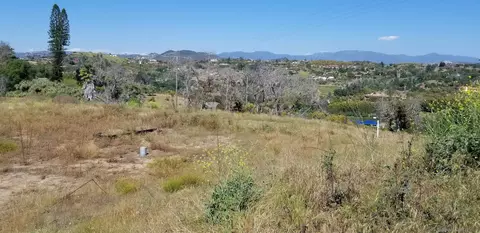 3240 Via Del Cielo #09, Fallbrook, CA 92028 photo 14