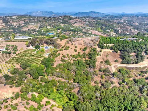 3240 Via Del Cielo #09, Fallbrook, CA 92028 photo 7
