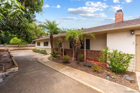 Exterior - 410 E Glaucus, Encinitas, CA 92024 photo 3 of 11