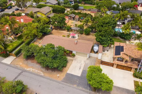 View/Area - 410 E Glaucus, Encinitas, CA 92024 photo 4 of 13