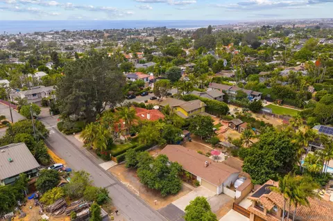 View/Area - 410 E Glaucus, Encinitas, CA 92024 photo 8 of 13