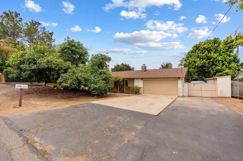 Exterior - 410 E Glaucus, Encinitas, CA 92024 photo 2 of 11