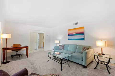 Living - 410 E Glaucus, Encinitas, CA 92024 photo 3 of 3