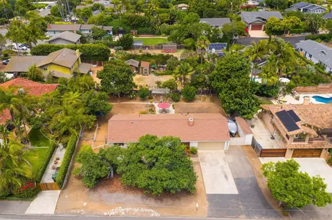 View/Area - 410 E Glaucus, Encinitas, CA 92024 photo 3 of 13
