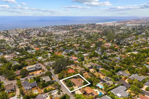 View/Area - 410 E Glaucus, Encinitas, CA 92024 photo 1 of 13