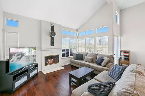 12662 Springbrook Dr #D, San Diego, CA 92128 photo 3