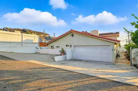 407 Birmingham Dr, Cardiff By The Sea, CA 92007