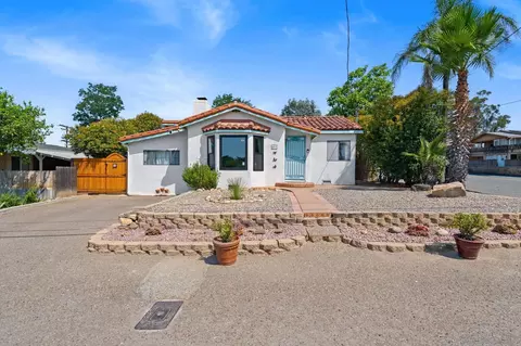 403 D St, Ramona, CA 92065