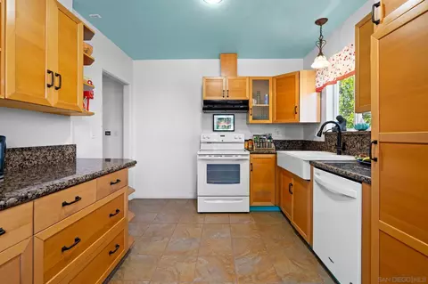 Kitchen - 403 D St, Ramona, CA 92065 photo 1 of 3