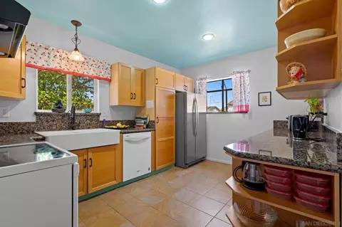 Kitchen - 403 D St, Ramona, CA 92065 photo 2 of 3