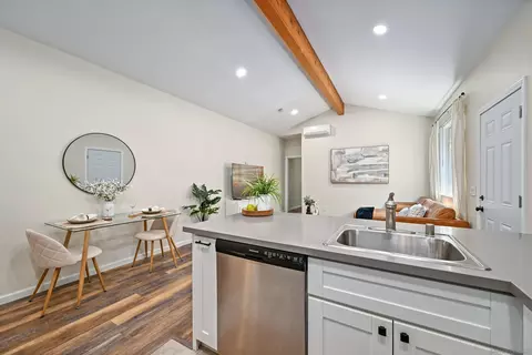 Kitchen - 102 Cerro St, Encinitas, CA 92024 photo 7 of 7