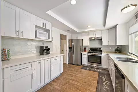 Kitchen - 102 Cerro St, Encinitas, CA 92024 photo 2 of 7