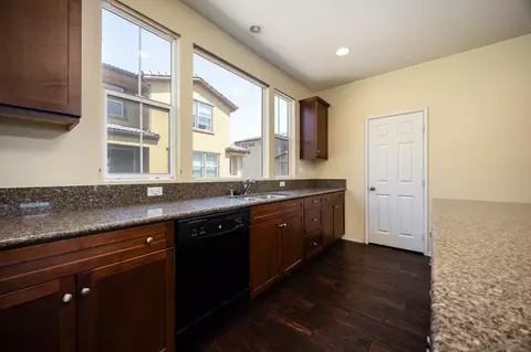 Kitchen - 1110 Calabria St, Santee, CA 92071 photo 2 of 3