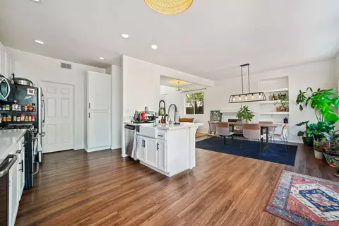 Kitchen - 318 Diamante Way, Oceanside, CA 92056 photo 2 of 3