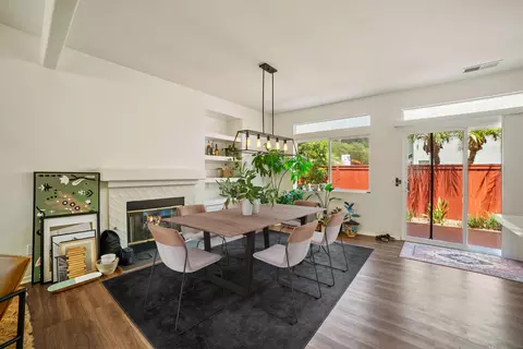 Dining - 318 Diamante Way, Oceanside, CA 92056 photo 2 of 4