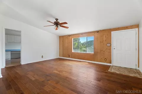 Living - 3511 Lakeview Dr, Julian, CA 92036 photo 4 of 8