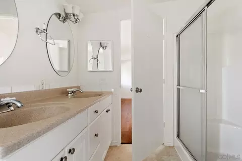 Bath - 3511 Lakeview Dr, Julian, CA 92036 photo 4 of 5