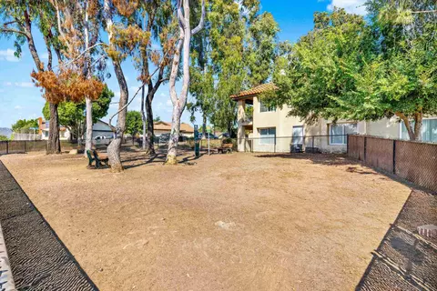 Exterior - 1122 Grape St, San Marcos, CA 92069 photo 8 of 9