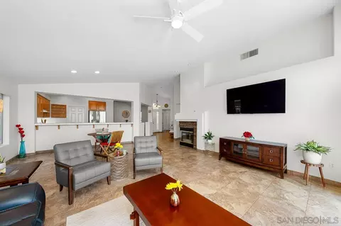 Living - 2617 Lobelia Rd, Alpine, CA 91901 photo 2 of 2