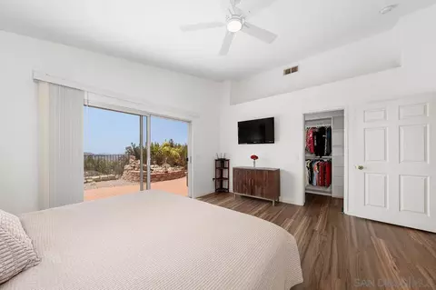 Bedroom - 2617 Lobelia Rd, Alpine, CA 91901 photo 2 of 7